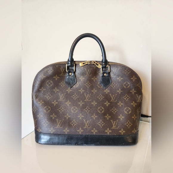 Authentic Louis Vuitton Alma Vintage 1996 - Picture 2 of 14